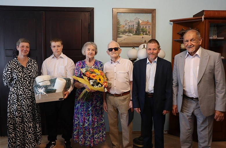 Diamentowe gody w Żywcu. Państwo Lucja i Antoni Bysko obchodzili 60 lecie swojego małżeństwa