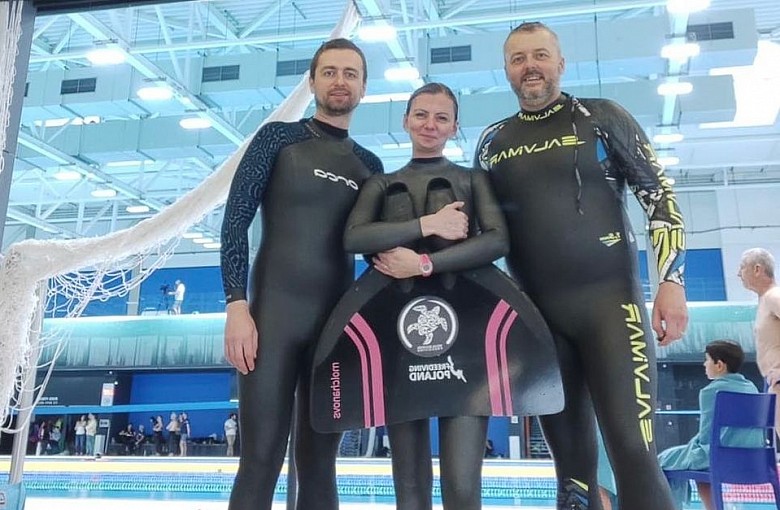Agnieszka Wiatr zdobywa brązowy medal na Międzynarodowych Mistrzostwach we Freedivingu basenowym (wstrzymananie oddechu statyczne)