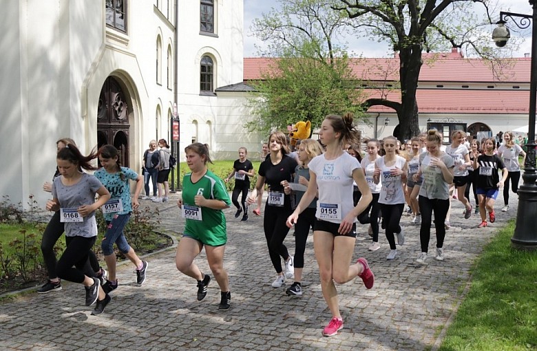 100 km dla uczczenia odzyskania Niepodległości Polski