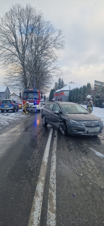 Uwaga kierowcy - ślisko na drogach