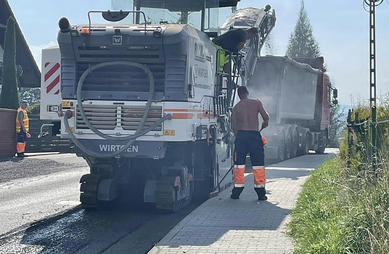 Ruszył długo wyczekiwany remont odcinka drogi w Gminie Lipowa