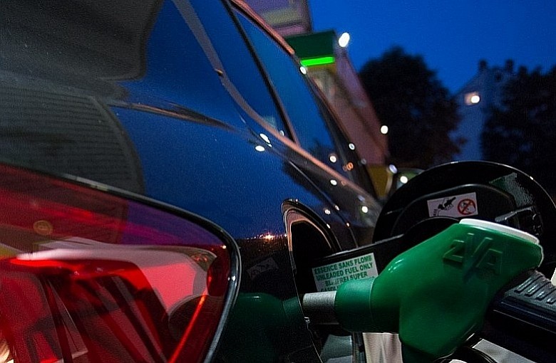 Gazeta Prawna: VAT na paliwo wraca 1 stycznia 2023 r. To już pewne