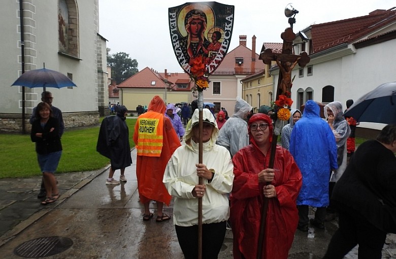 Żywieccy pielgrzymi w drodze na Jasną Górę