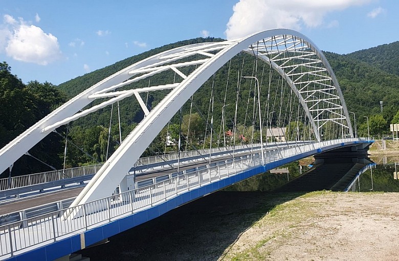 Nowy most na rzece Soła w centrum Porąbki został otwarty