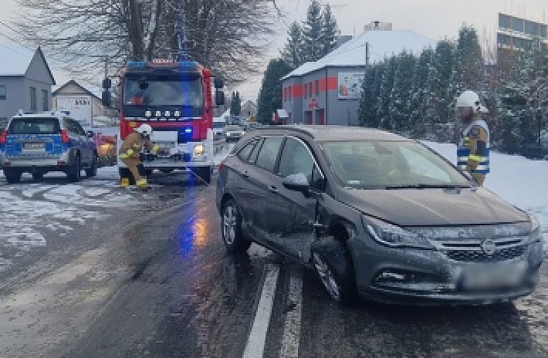 Uwaga kierowcy - ślisko na drogach