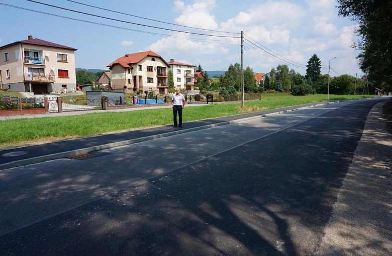 Zakończono przebudowę drogi powiatowej w Gilowicach