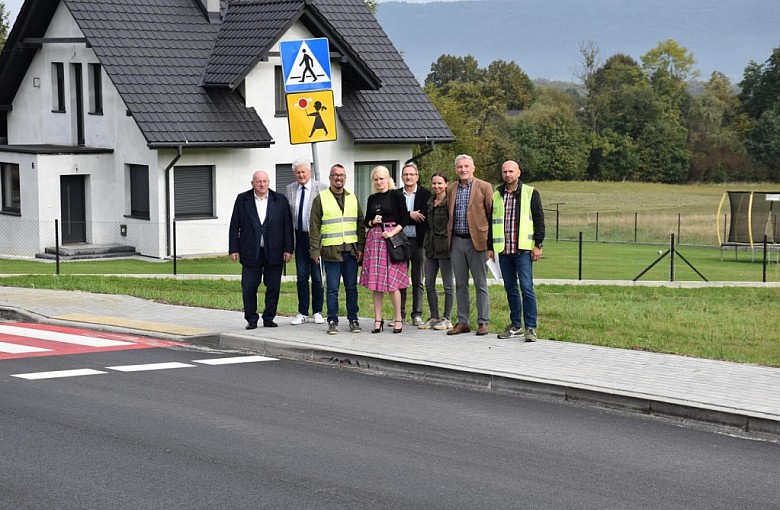 Zakończono modernizację odcinka drogi powiatowej w Lipowej