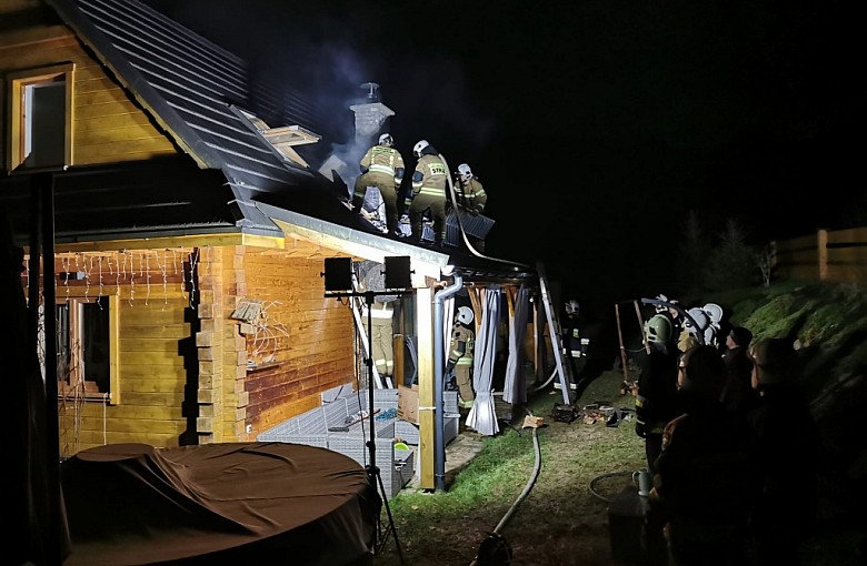 Pożar budynku mieszkalnego