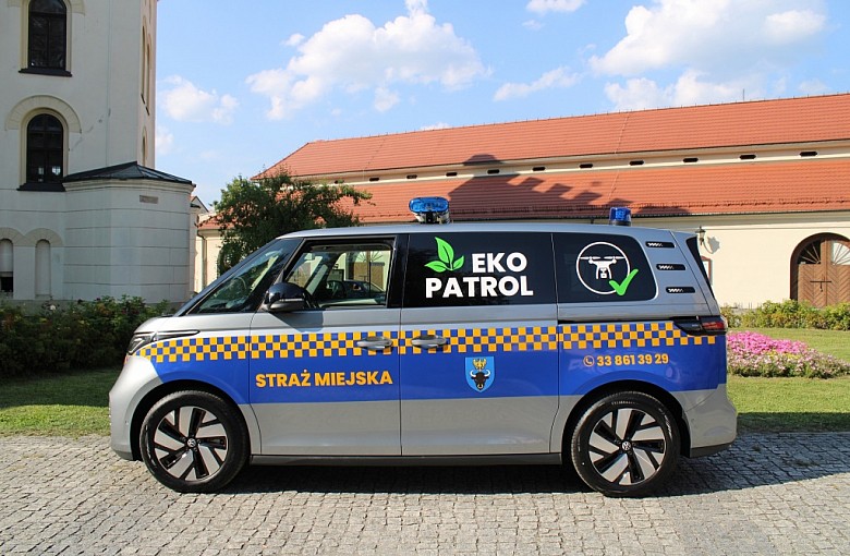 Straż Miejska otrzymała nowy samochód. Eko-Patrol na ulicach Żywca