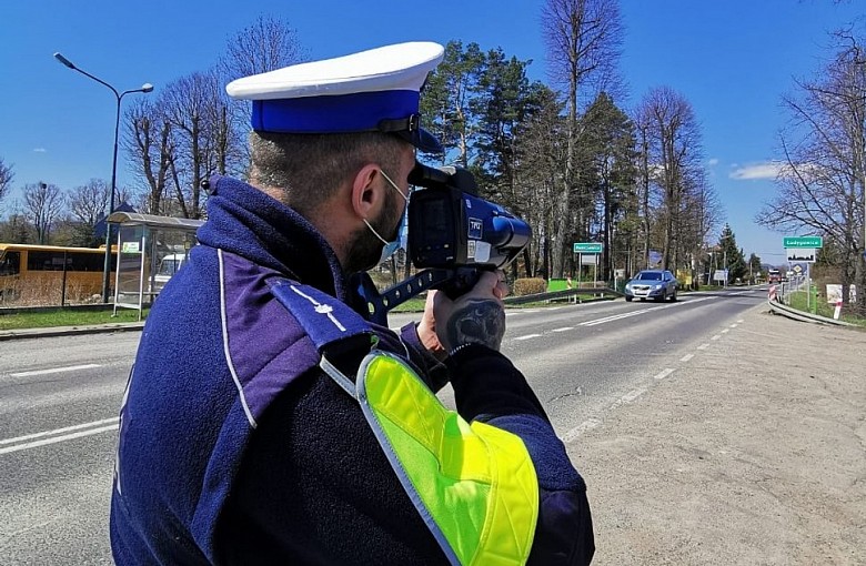 W czasie wczorajszej akcji, ponad 100 kierowców zbyt mocno naciskało pedał gazu